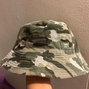 JJ girl boat hat